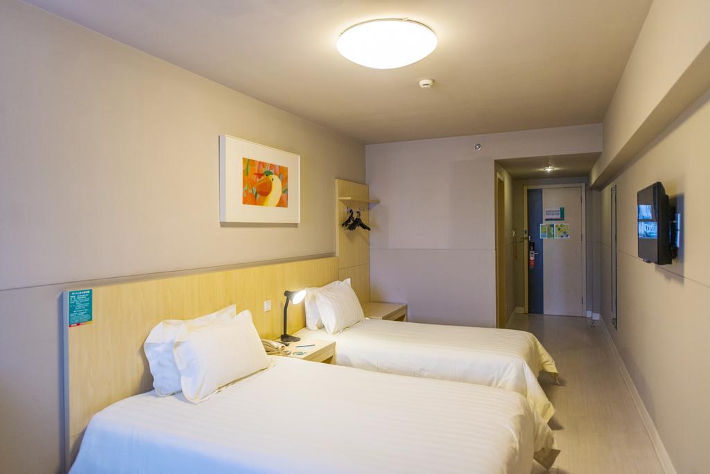 Jinjiang Inn Xuchang Hubin Road Экстерьер фото